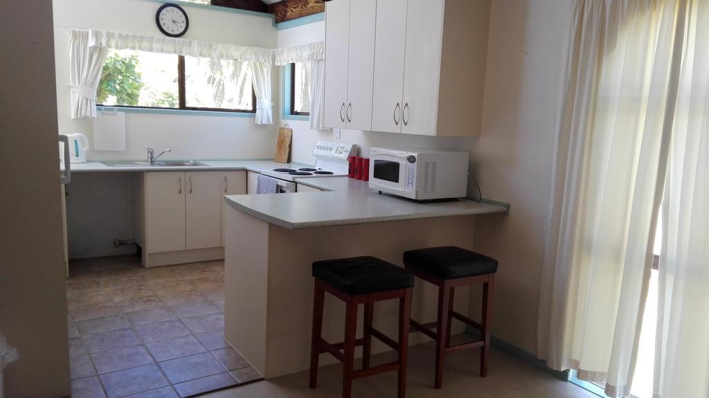 קאיטאיה Waters Edge B&B מראה חיצוני תמונה
