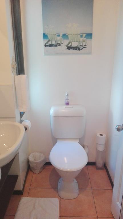 קאיטאיה Waters Edge B&B מראה חיצוני תמונה