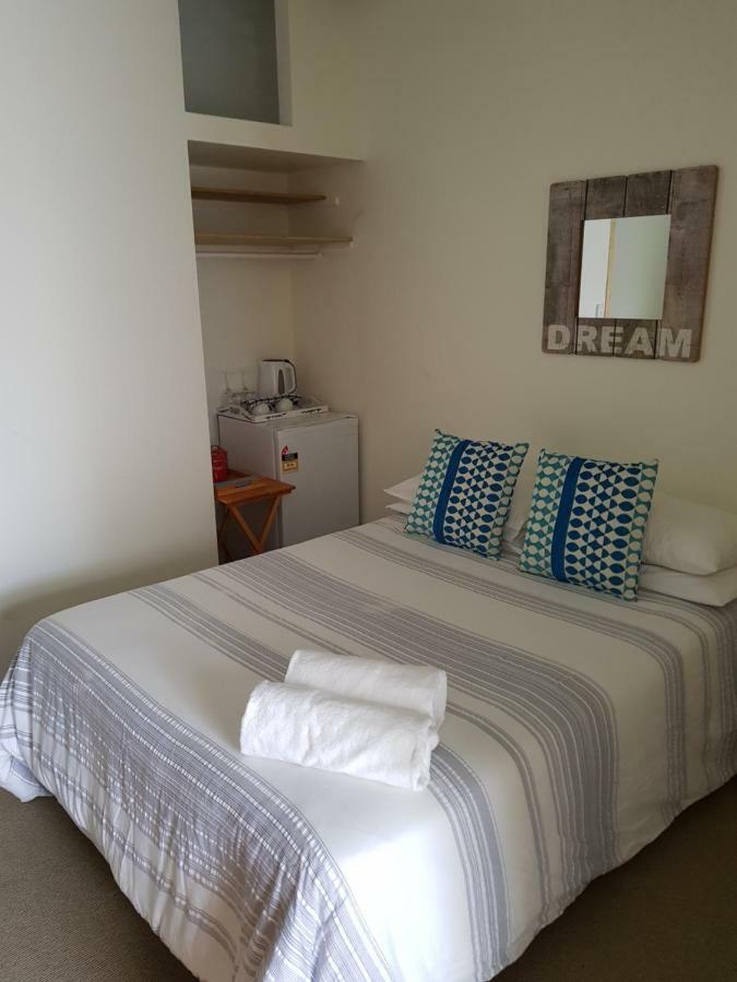 קאיטאיה Waters Edge B&B מראה חיצוני תמונה